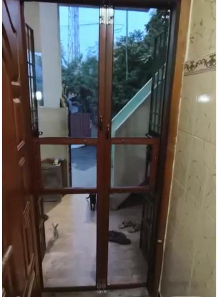 Double Door